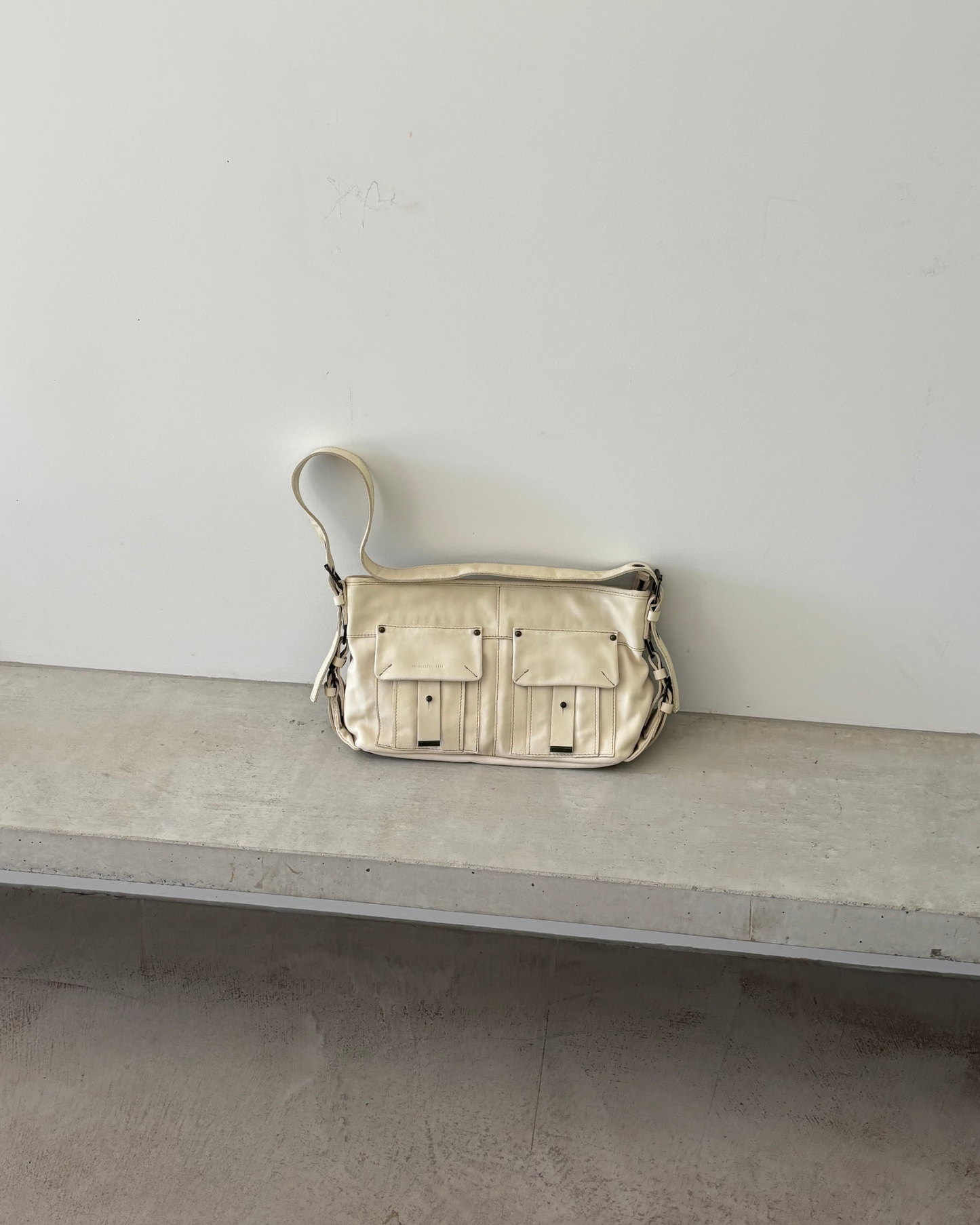 Francesco Biasia Cream Bag