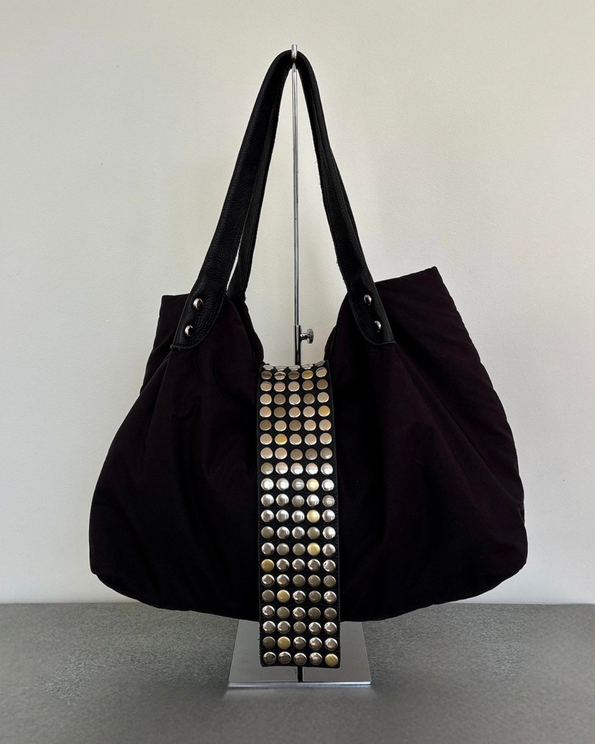 TRES Studded Black Puffer Bag