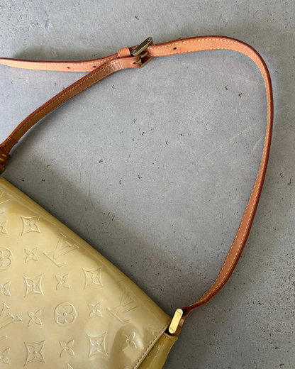 Louis Vuitton Monogram Vernis Pochette